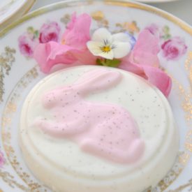 Vanilla Bean Bunny Panna Cotta for a Spring Tea